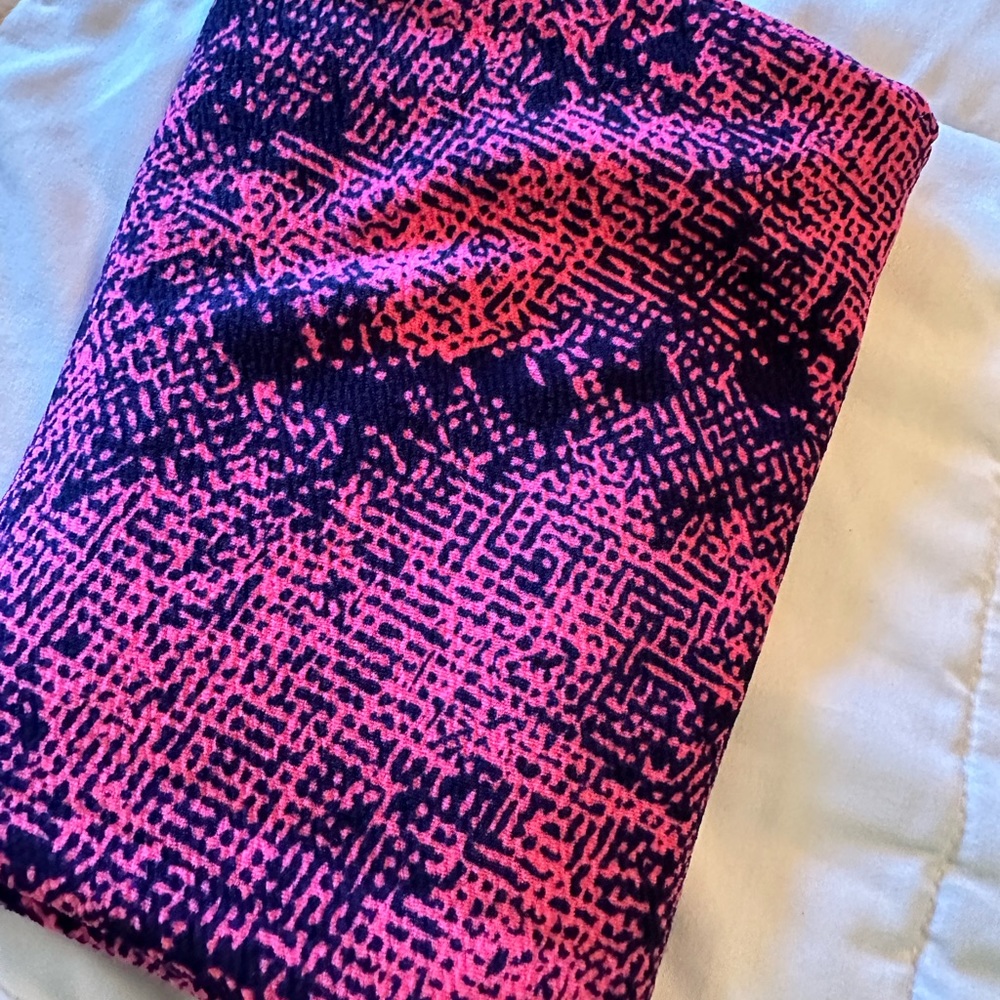 •NWT•M•UNIQUE HOT PINK PRINT CASSIE PENCIL SKIRT• - Picture 7 of 17